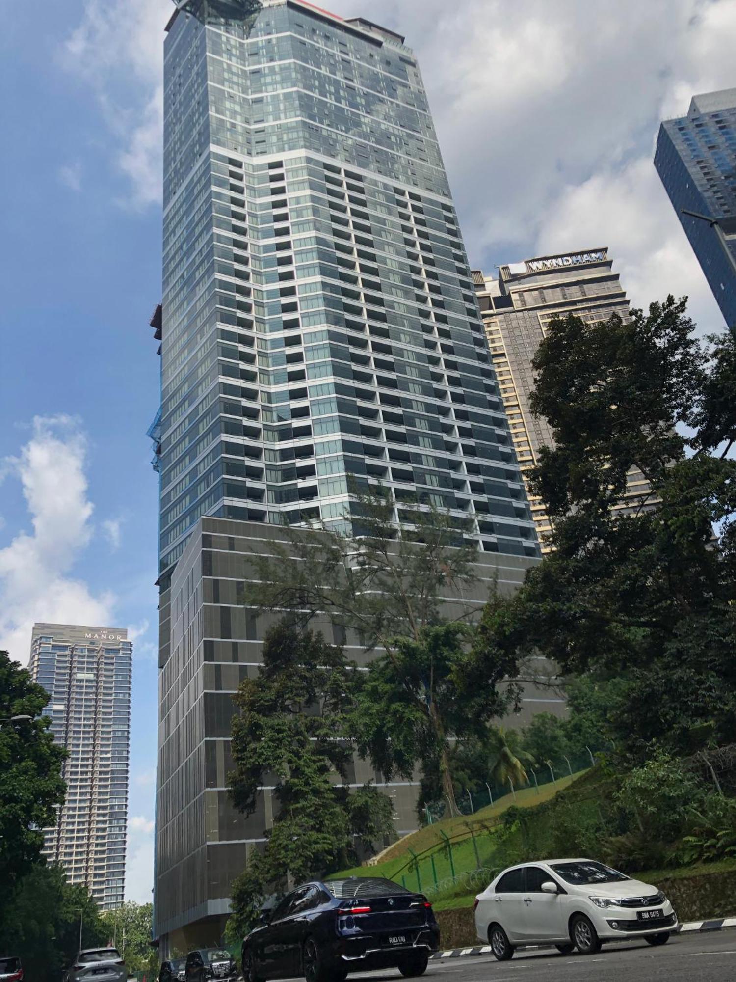 Pangsapuri Imperial Klcc By Luna *