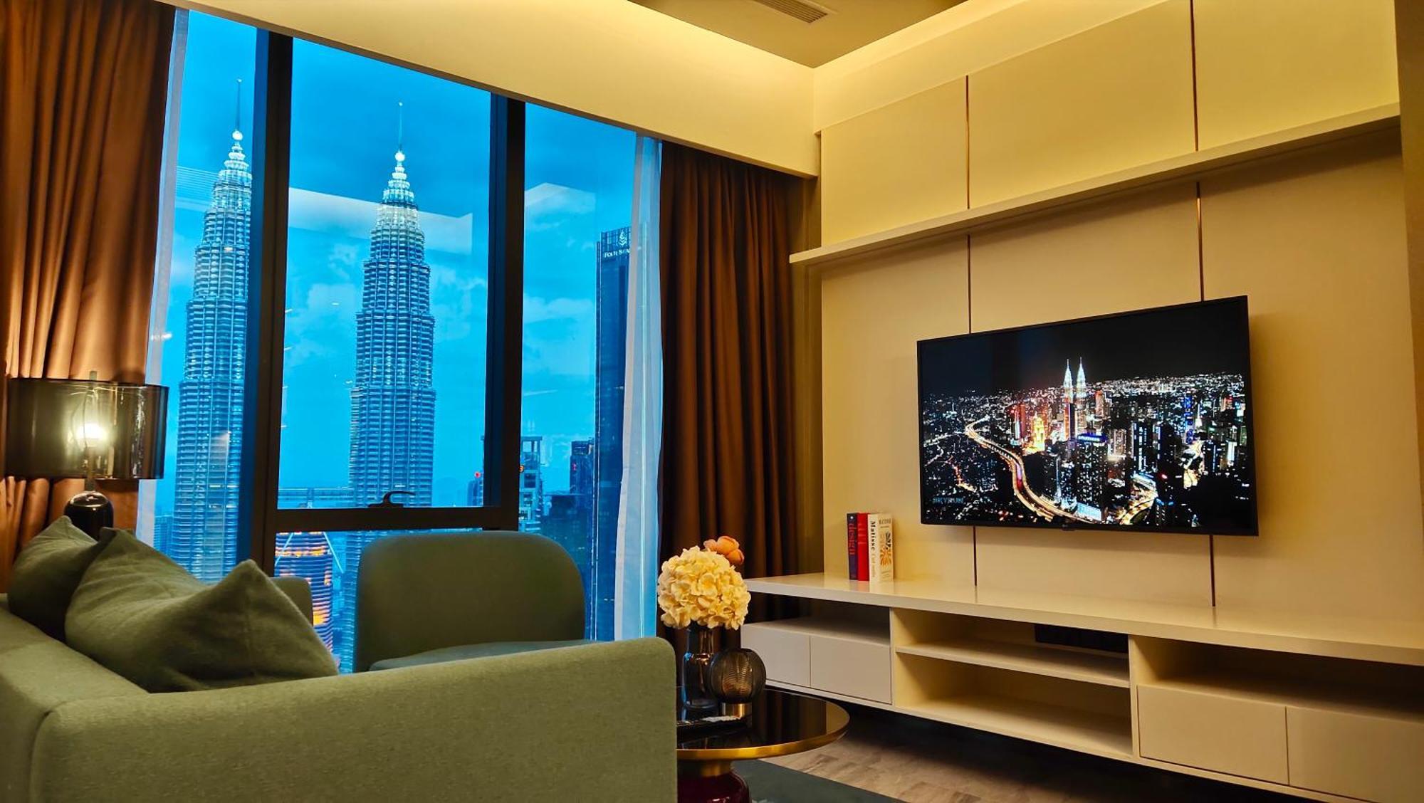 Imperial Klcc By Luna