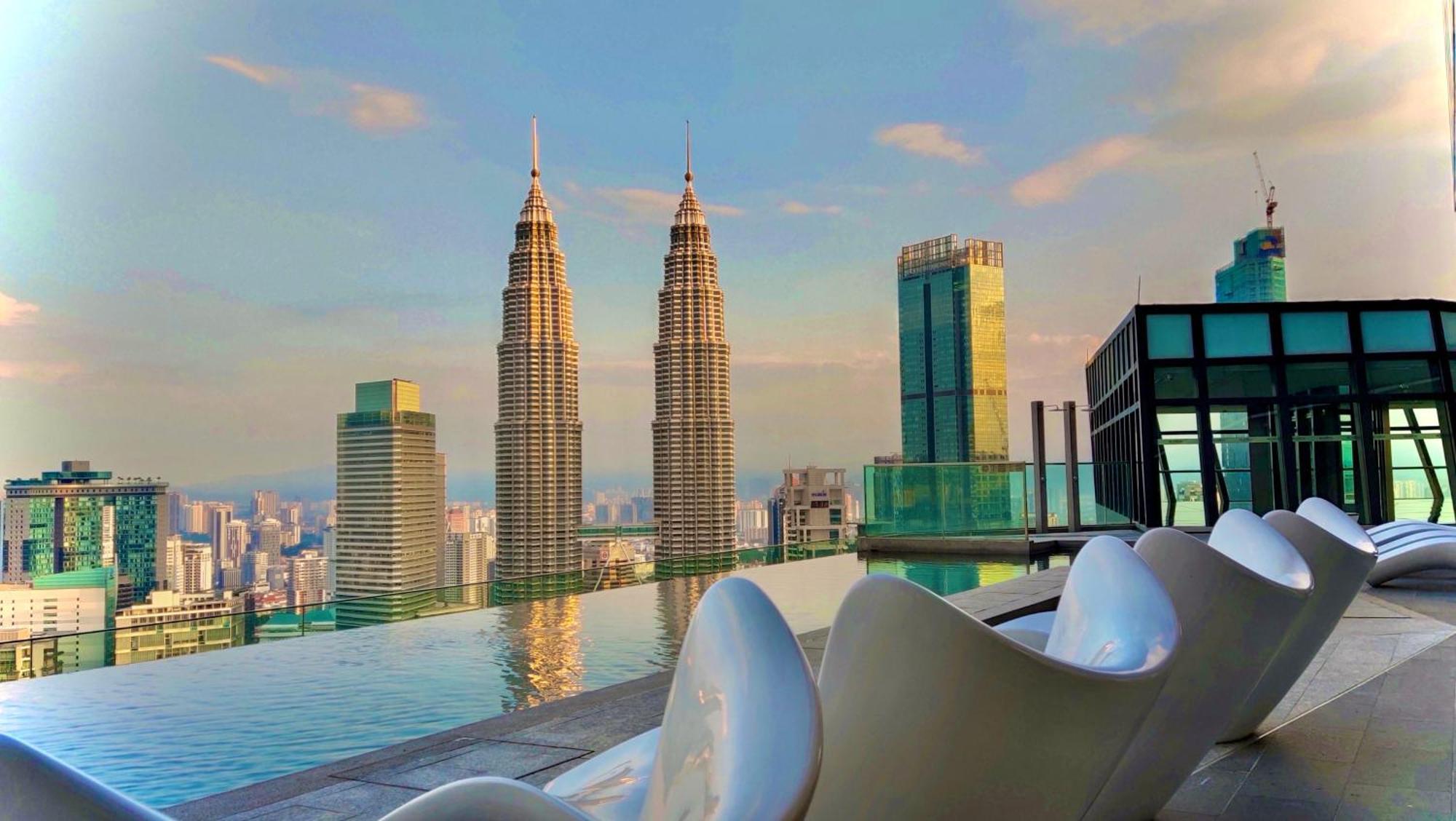 Apartment Imperial Klcc By Luna